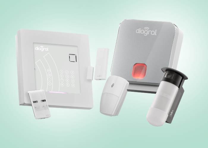 Système d’alarme Diagral avec centrale connectée IP/4G DIAG99AGX